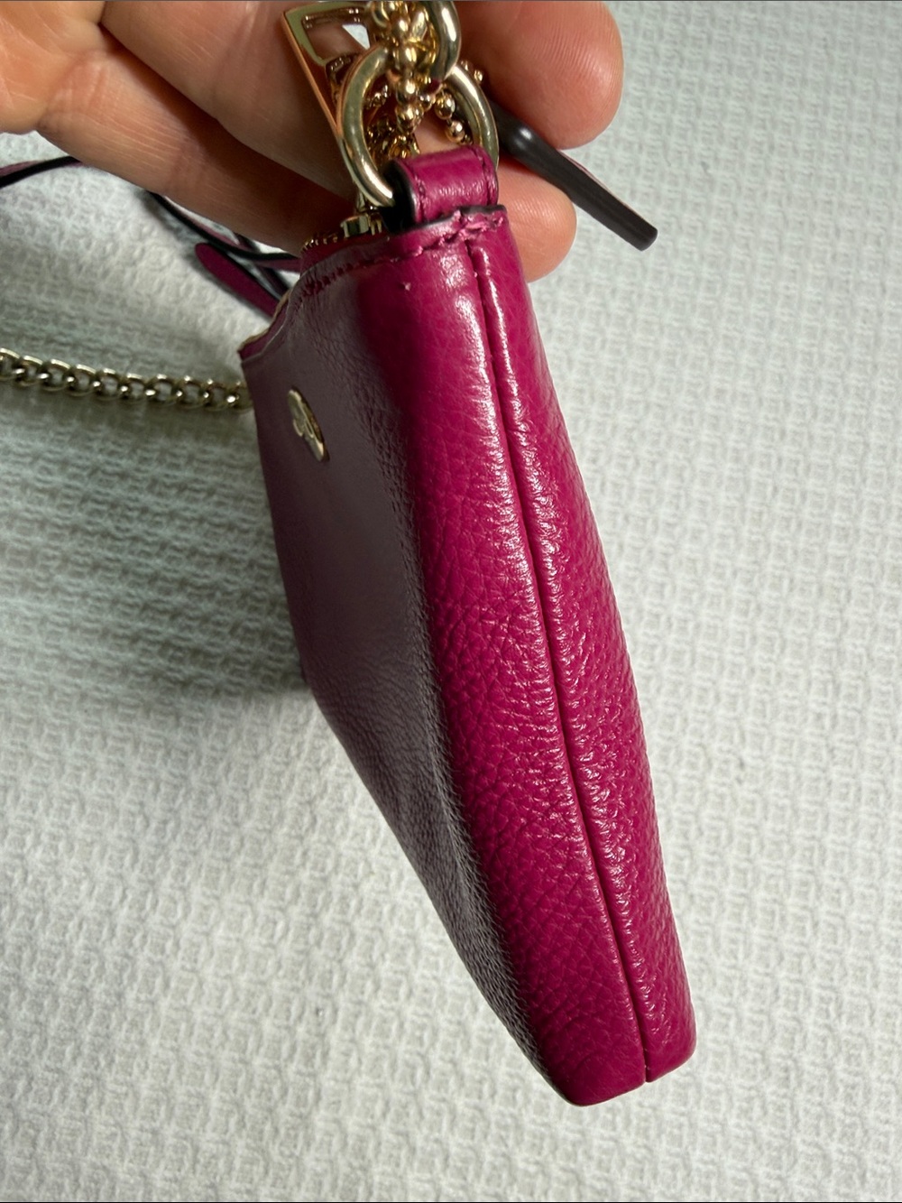 Coach Quinn crossbody in raspberry pink with gold hardware pebbled leather small - Picture 8 of 11